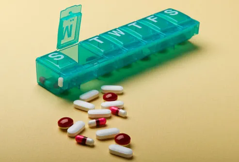 Kotak obat dan Pil