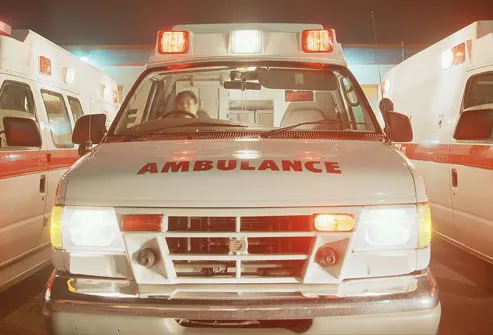 Ambulans di rumah sakit parkir