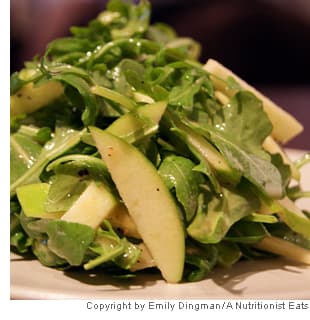 Picture of Arugula and Apple Salad 