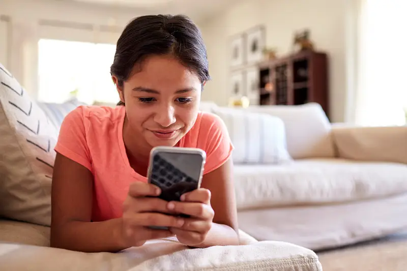 Internet Addiction: Is Your Teen at Risk?