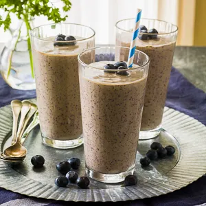 Coconut-Blueberry Green Smoothie