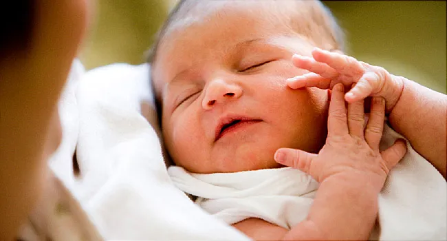 Newborn Jaundice in Babies: Symptoms, Causes, Treatment