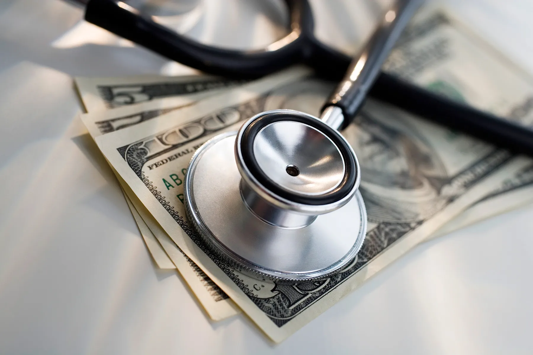 Lower Incomes May Mean Lower Survival After Heart Attack – WebMD