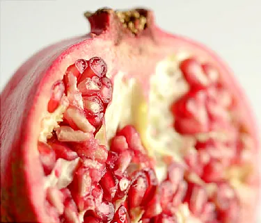 Pomegranate Video: How to Get the Seeds Without the Mess