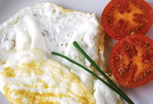 egg white omelet with tomatoes