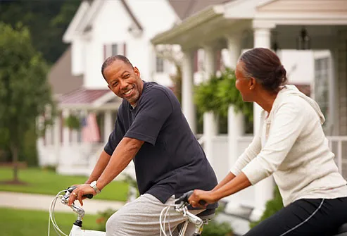 http://img.webmd.com/dtmcms/live/webmd/consumer_assets/site_images/articles/health_tools/Fibromyalgia_Exercises_You_Can_Do_At_Home_slideshow/getty_rm_photo_of_couple_getting_aerobic_exercise_from_bicycling.jpg