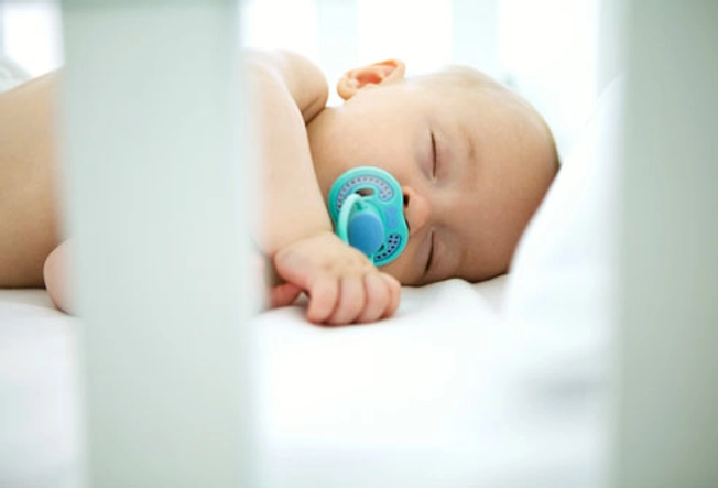 Should You Wake Baby to Nurse?