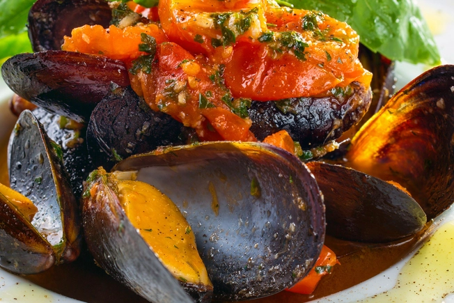 Best: Neapolitan-Style Mussels