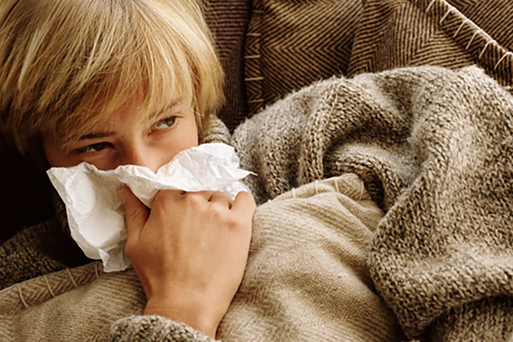 Flu Hospitalizations Drop Amid Indicators of an Early Height thumbnail