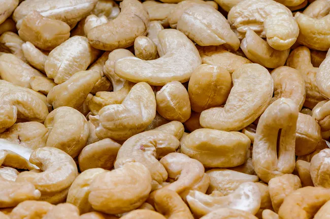 photo of raw cashews