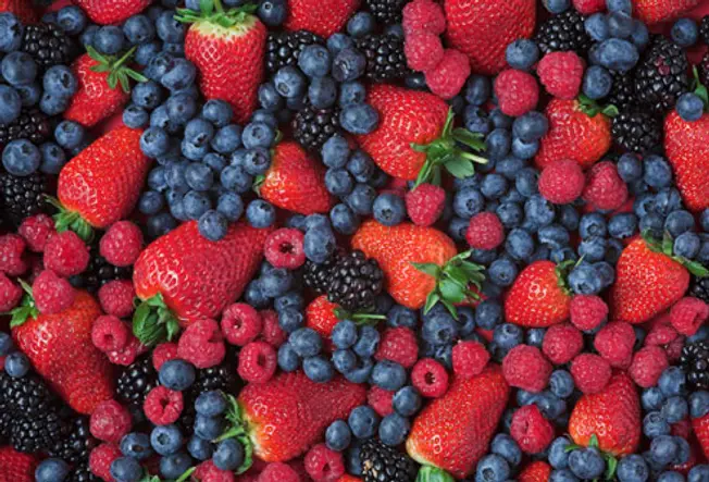 The Top Fat-Burning Foods (2022) Berries