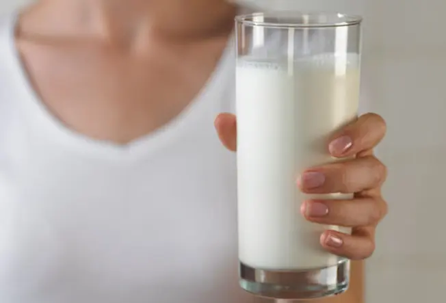 The Top Fat-Burning Foods (2022) Skim Milk