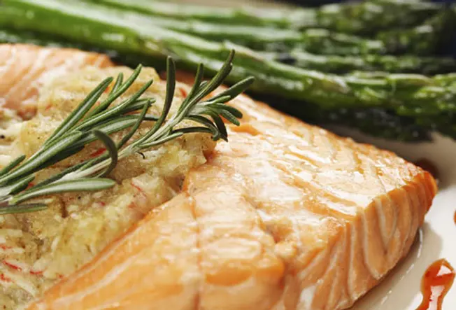 The Top Fat-Burning Foods (2022) Fish