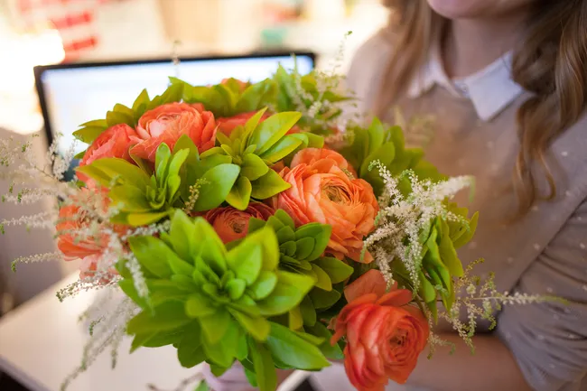 photo of bouquet of flowers