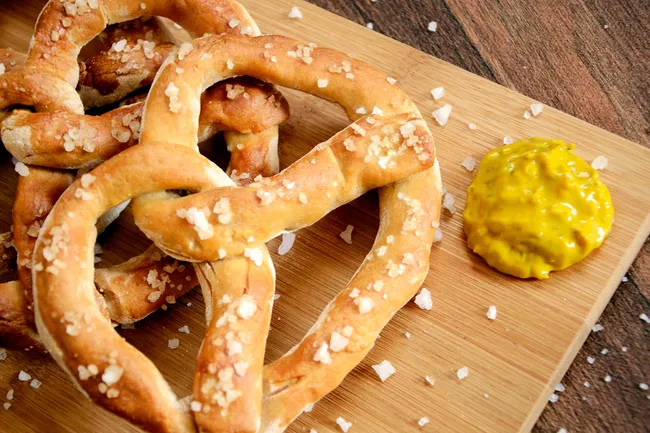 pretzels and mustard