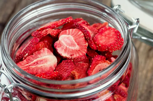 photo of dried strawberries