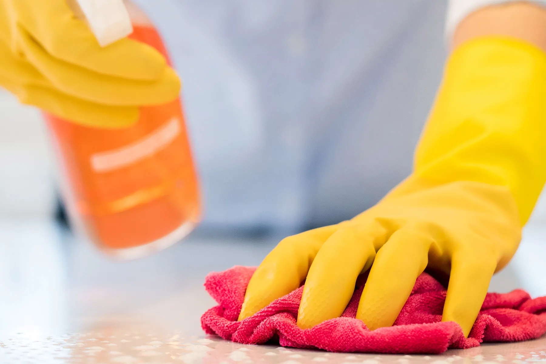 Limpiar + Desinfectar = Dos pasos