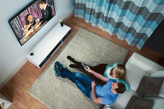 Make Your Bedroom a No-Screen Zone