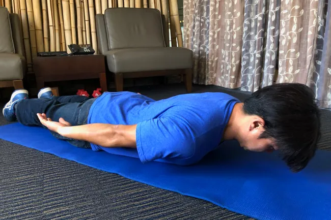 photo of person doing back extension
