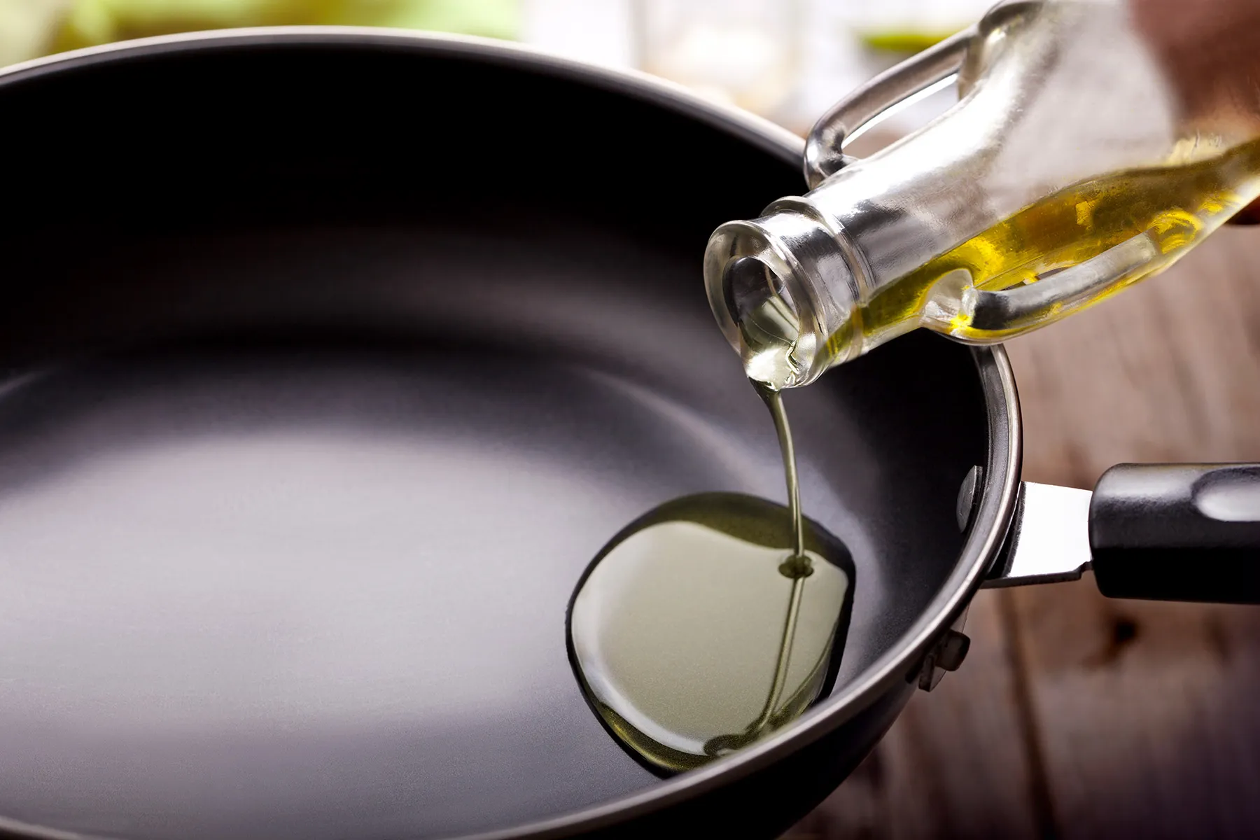 photo of oil in pan