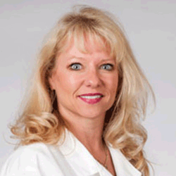 Dr. Elizabeth Anne Salada, MD - Poway, CA - Internal Medicine