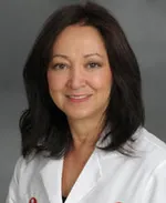 Dr. Maria F Calma, MD - Farmingdale, NY - Internist/pediatrician