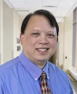 Dr. Daniel Le, MD - Monroe, WI - Internal Medicine