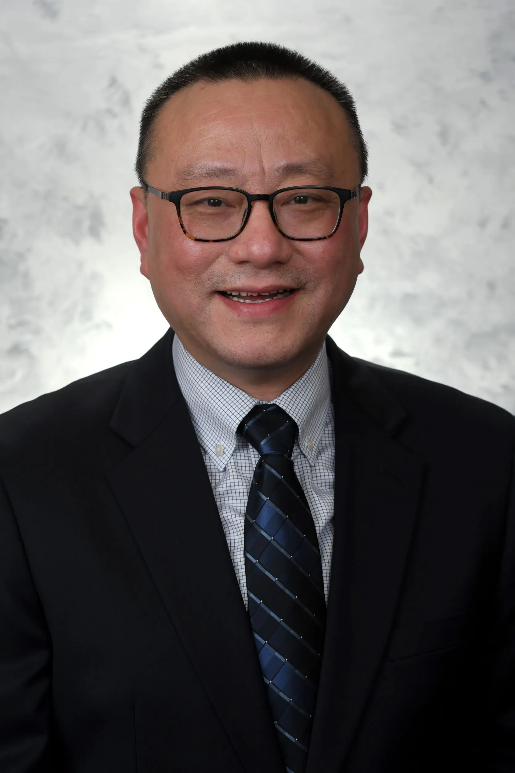 Dr. Suiwen He, MD