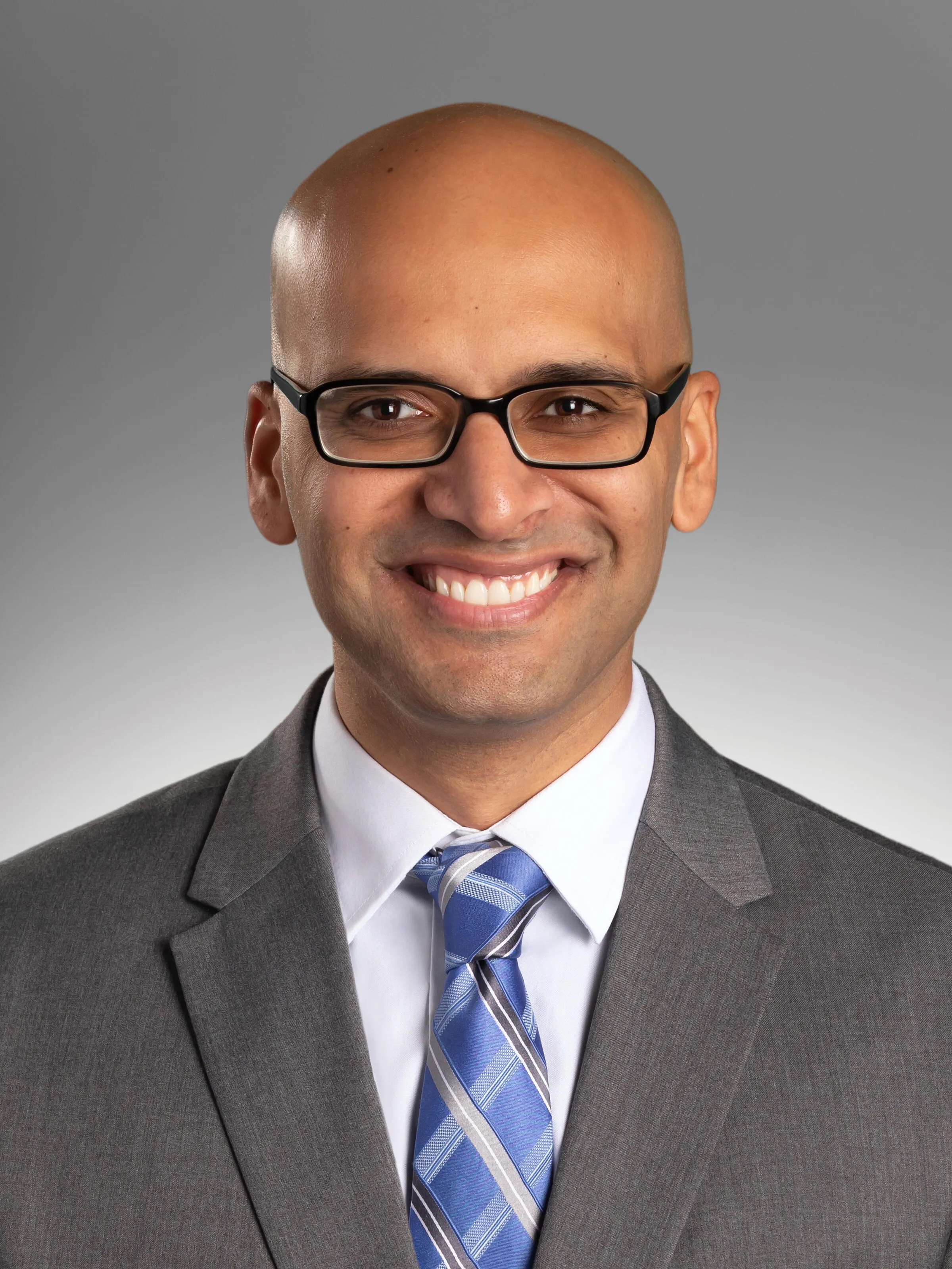 Dr. Adnan Zubair, MD
