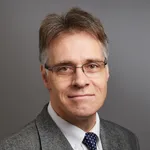 Dr. Uwe M Fischer, MD - New London, CT - Cardiovascular Surgery, Vascular Surgery