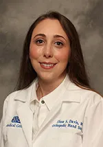 Dr. Elissa Sloane Davis, MD - Belleville, IL - Orthopedic Surgery, Hand Surgery