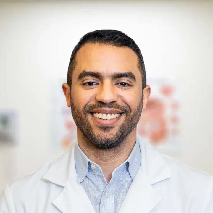 Physician Peter A. Vasquez, MD - Dearborn Heights, MI - Internal Medicine, Primary Care