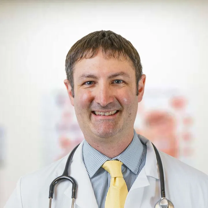 Physician Alexander Cusmano, MD - Hazel Park, MI - Internal Medicine, Primary Care