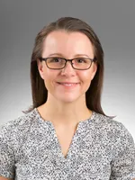 Dr. Stephanie M. Hanson, MD - West Fargo, ND - Internist/pediatrician