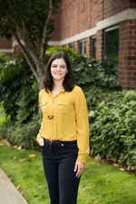 Dr. Arielle Gordon, FNP - Portland, OR - Nurse Practitioner, Family Medicine