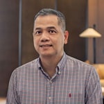 Dr. Vien Dinh, MD