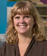 Dr. Loralee Jane Wold - Saint Peters, MO - Internist/pediatrician