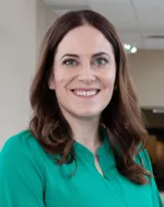 Dr. Lindsay Geier, MD - New Glarus, WI - Internist/pediatrician