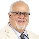 Dr. Julio E Navarro