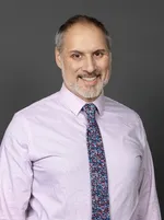 Dr. Edward Daveiga - Philadelphia, PA - Internal Medicine