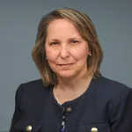 Dr. Lucia Scarascia, MD - Carle Place, NY - Family Medicine