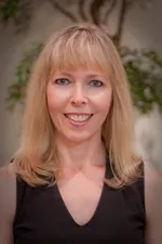 Dr. Sonja Hahn, DC - Thousand Oaks, CA - Chiropractor