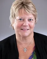 Dr. Julie Spina - Moorhead, MN - Family Medicine