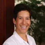 Dr. Joanna Tang Oppenheim, MD - Salinas, CA - Family Medicine