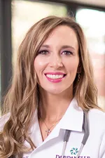 Dr. Hailey Farris, MD - Dardanelle, AR - Family Medicine