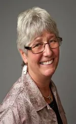 Dr. Diane M Clausen, MD - Stony Brook, NY - Hematology, Oncology, Internal Medicine