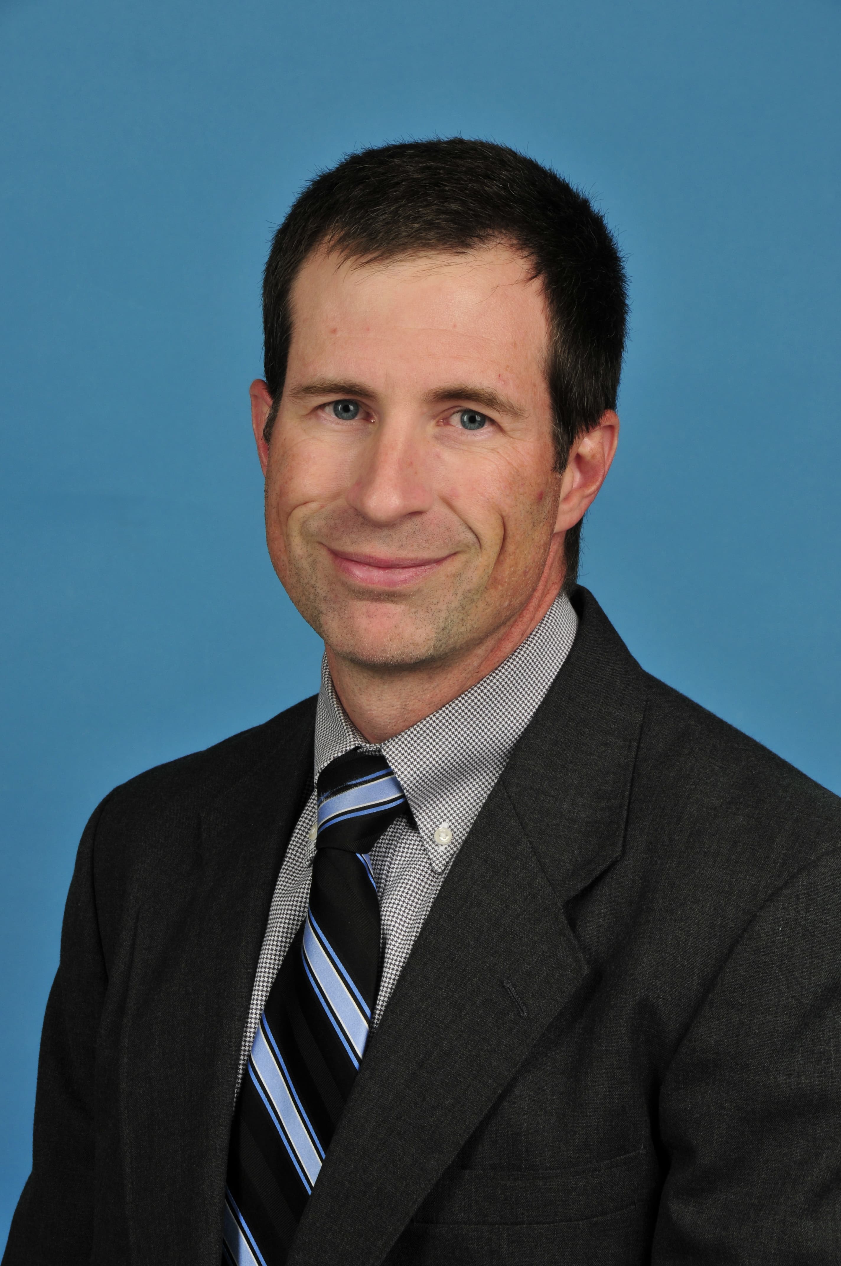 Dr. Brett E Steinwand, MD