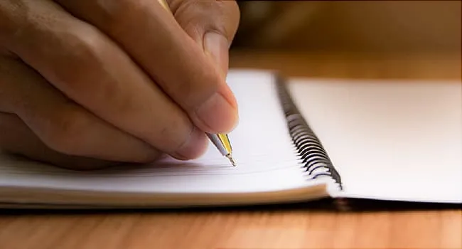 How to Manage Depression by Writing in a Journal