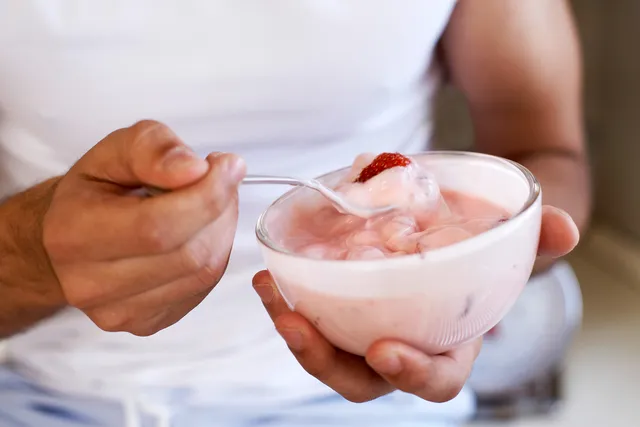 5 Ways Yogurt Boosts Your Health